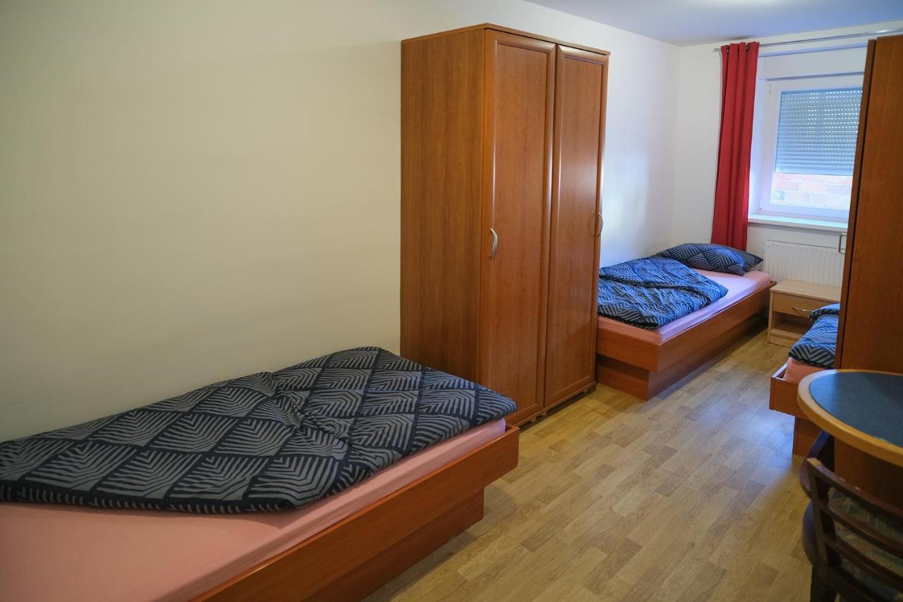 Sostanj Velenje Ravne Sobe Rooms Vrtacnik D O O Exterior foto