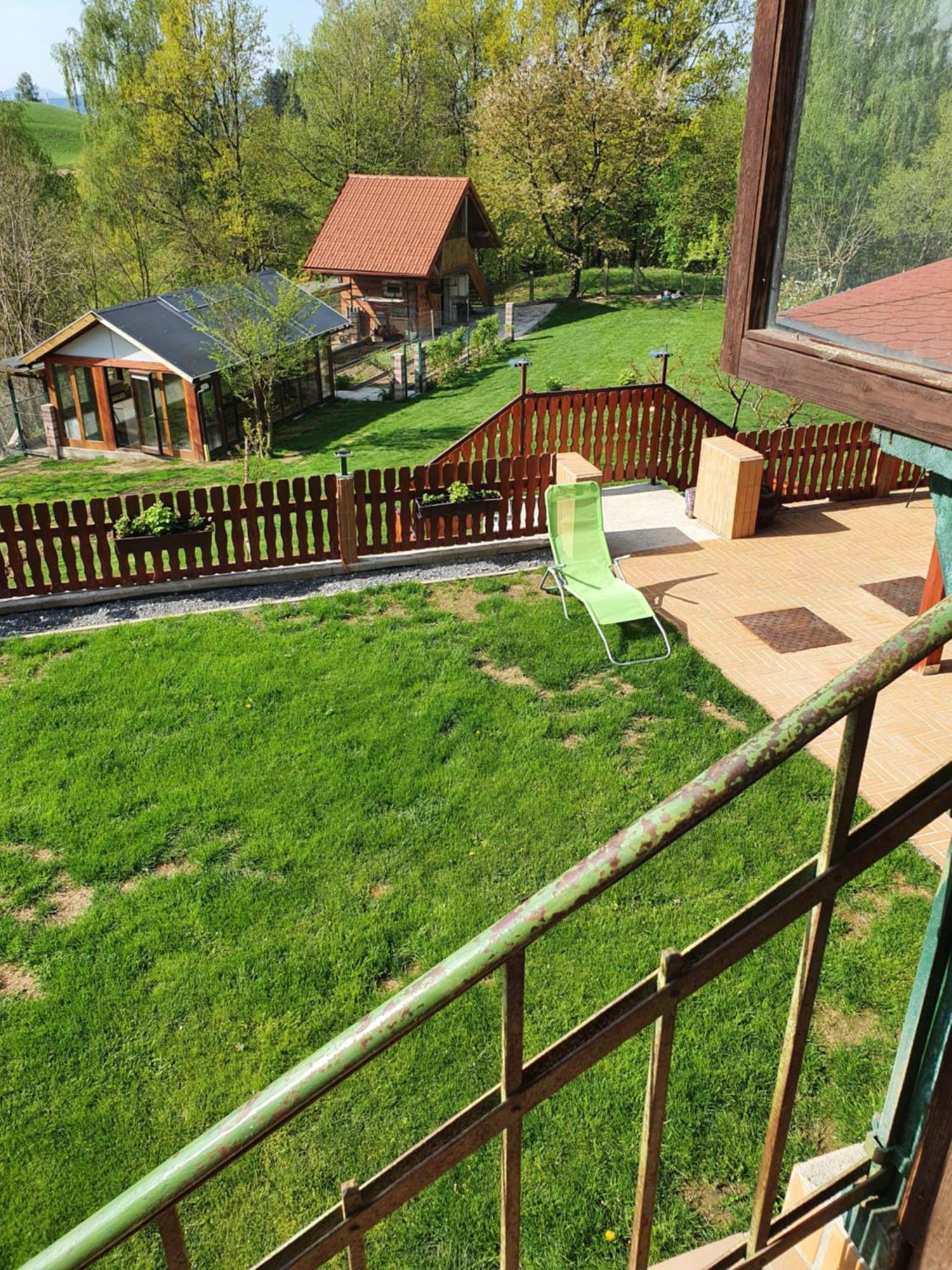 Sostanj Velenje Ravne Sobe Rooms Vrtacnik D O O Exterior foto