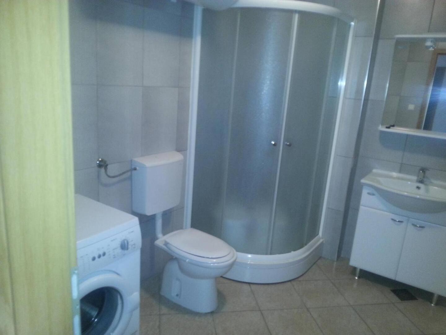 Sostanj Velenje Ravne Sobe Rooms Vrtacnik D O O Exterior foto