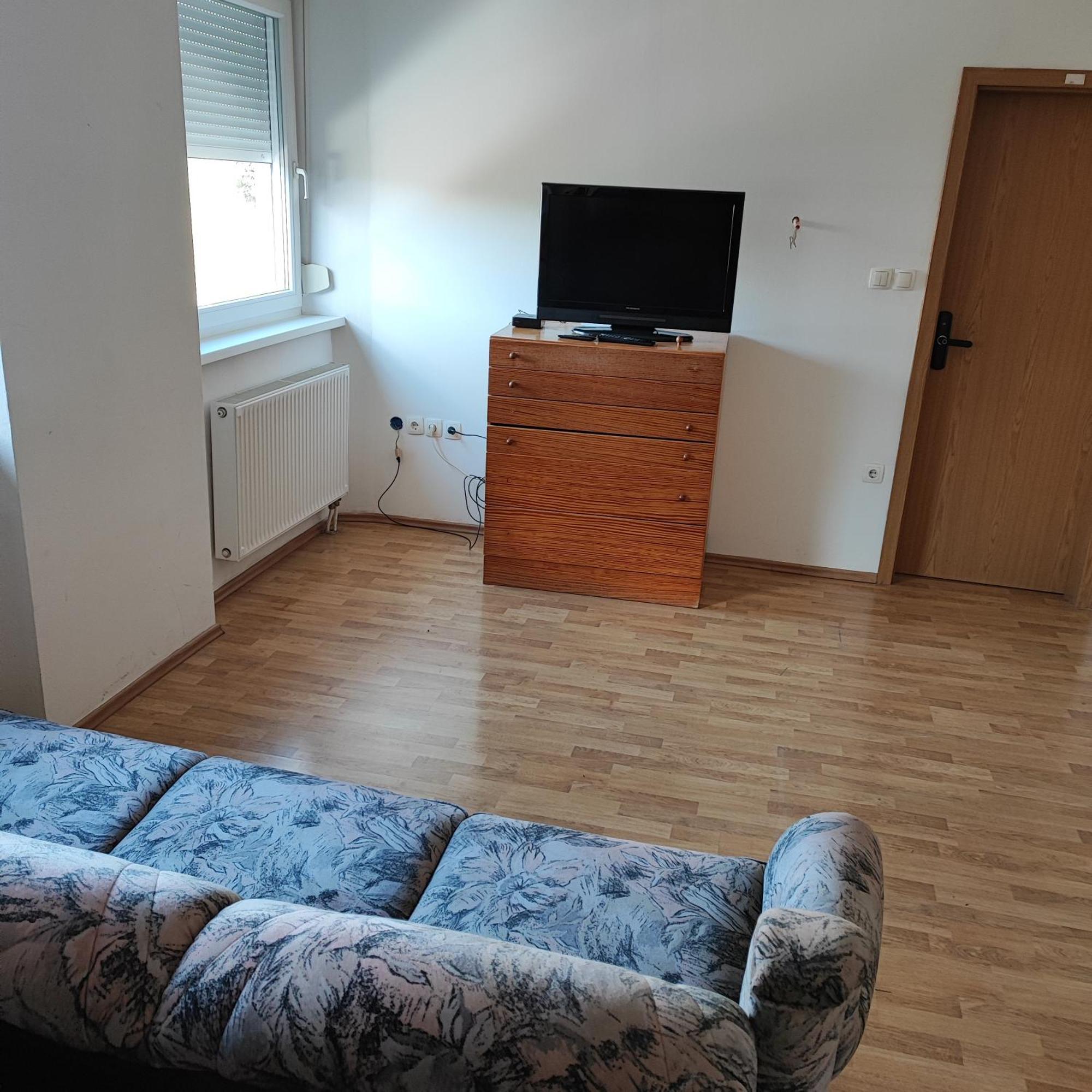 Sostanj Velenje Ravne Sobe Rooms Vrtacnik D O O Exterior foto