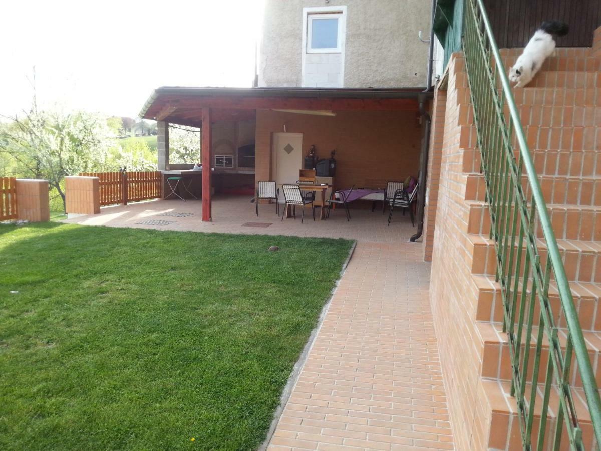 Sostanj Velenje Ravne Sobe Rooms Vrtacnik D O O Exterior foto